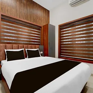 Townhouse Thondayad Calicut Formerly Dream Casa Hotel